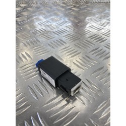 GNIAZDO USB CITROEN E-C4 C4 III 20-