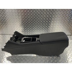 PODŁOKIETNIK TUNEL ŚRODKOWY MAZDA 3 BP 19-