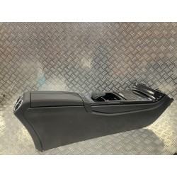 PODŁOKIETNIK TUNEL ŚRODKOWY MERCEDES A KLASA W177