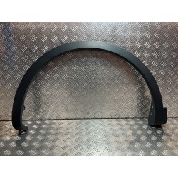 LISTWA BŁOTNIKA LEWY PRZÓD RENAULT ARKANA 20-