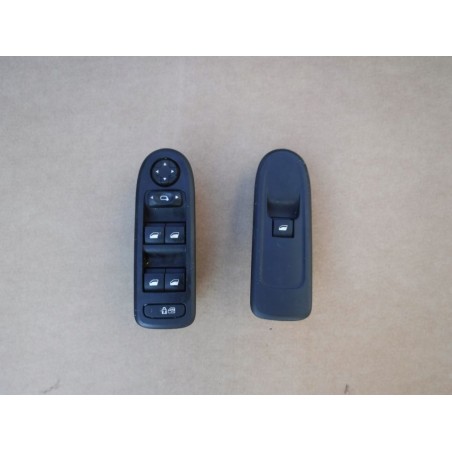 PRZEŁĄCZNIK DO SZYB PRZÓD PEUGEOT 308 07-13r 5D