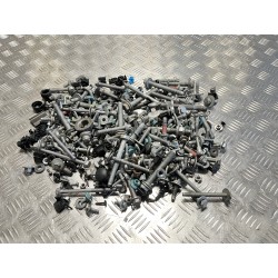 ŚRUBY SPINKI NAKRĘTKI DEMONTAŻ JEEP AVENGER 23-