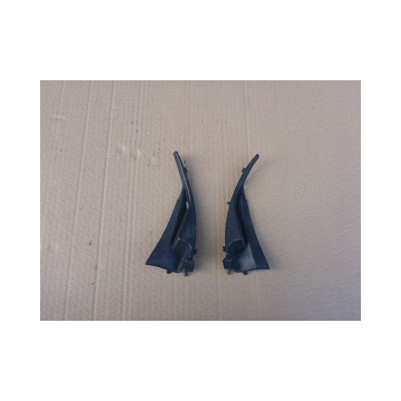 ZAKOŃCZENIA PODSZYBIA PRAWE MAZDA 3 09-13