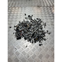 ŚRUBY SPINKI Z DEMONTAŻU JEEP AVENGER 23- 1.2 THP