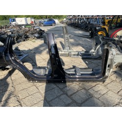 PRÓG PRAWY DŁUGO CIĘTY HONDA ZR-V ZRV 23- NH821M