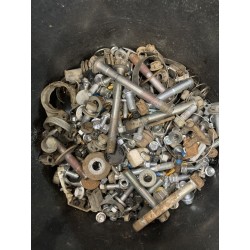 ŚRUBY SPINKI NAKRĘTKI DEMONTAŻ SUZUKI SX4 S-CROSS 13- 1.4