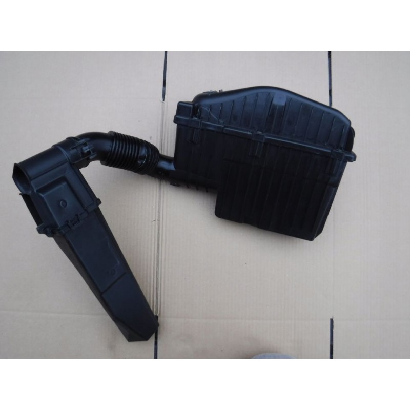 FILTR POWIETRZA REZONATOR PEUGEOT 208 2008 1.2 VTI