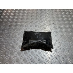 WYGŁUSZENIE BŁOTNIKA PRZÓD RENAULT ARKANA 20-