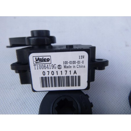 SILNICZEK NAGRZEWNICY CITROEN C3 III 16-