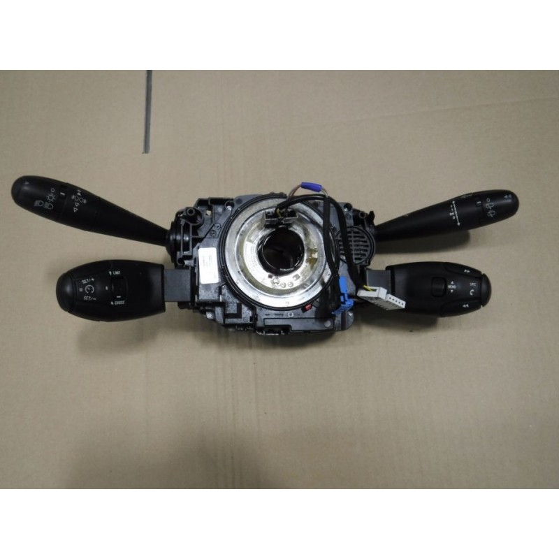 PRZEŁĄCZNIK ZESPOLONY PEUGEOT 5008 09- 96663615XT