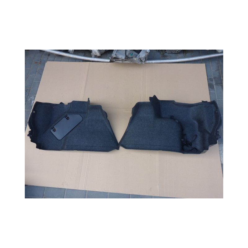 TAPICERKA BAGAŻNIKA PRAWA LEWA MAZDA 3 09-13