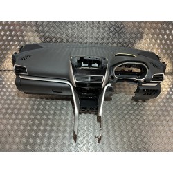 DESKA ROZDZIELCZA KONSOLA MITSUBISHI ECLIPSE CROSS 17- UK