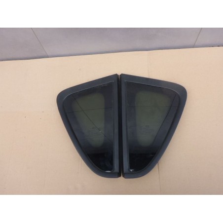 SZYBA KAROSERYJNA PRAWA LEWA TYŁ KIA SOUL 08-13