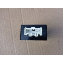 MODUŁ ŚWIATEŁ MAZDA 3 09-13 BBP367890A