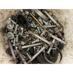 ŚRUBY DEMONTAŻ SPINKI NAKRĘTKI SUZUKI SX4 S-CROSS 13- 1.4