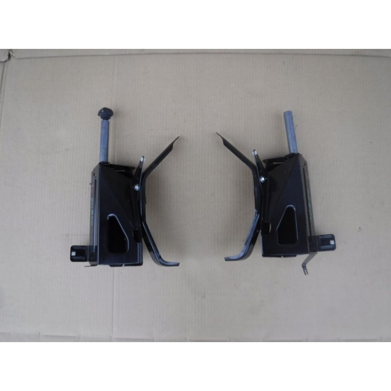 WSPORNIK ODBÓJ KLAPY PEUGEOT 308 CC 07-13r