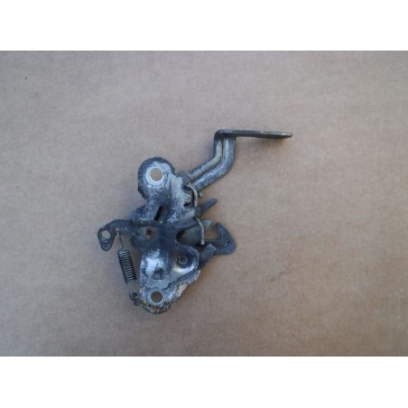 ZAMEK MASKI PEUGEOT 308 07-13