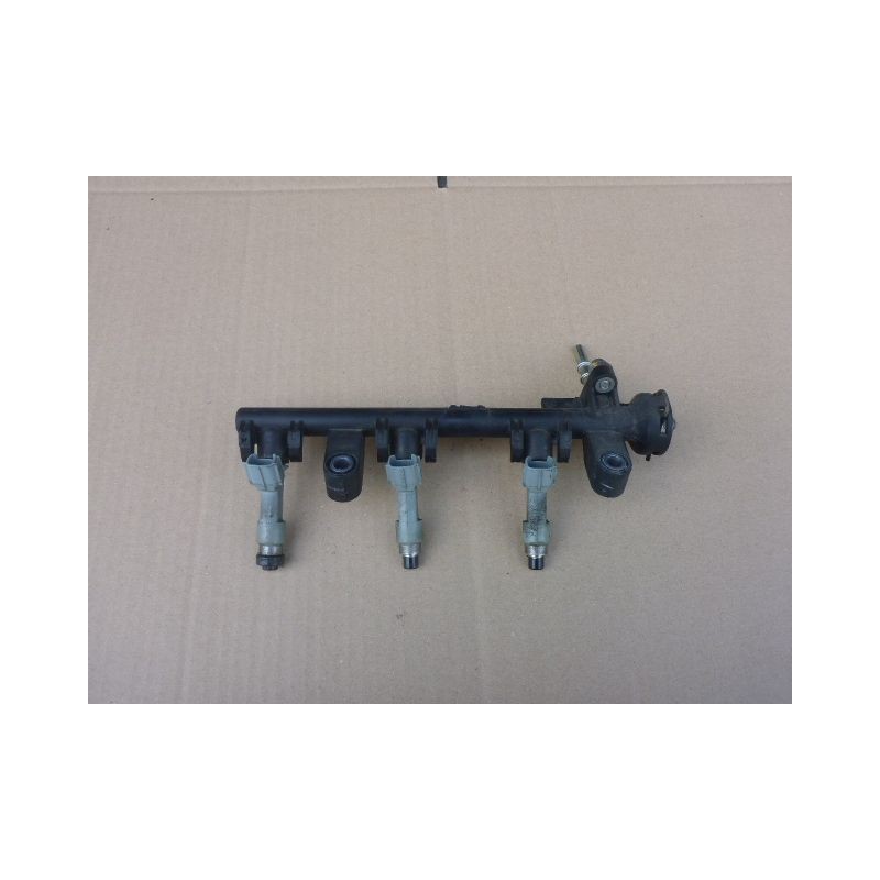 LISTWA WTRYSKOWA TOYOTA AYGO C1 107 05- 1.0