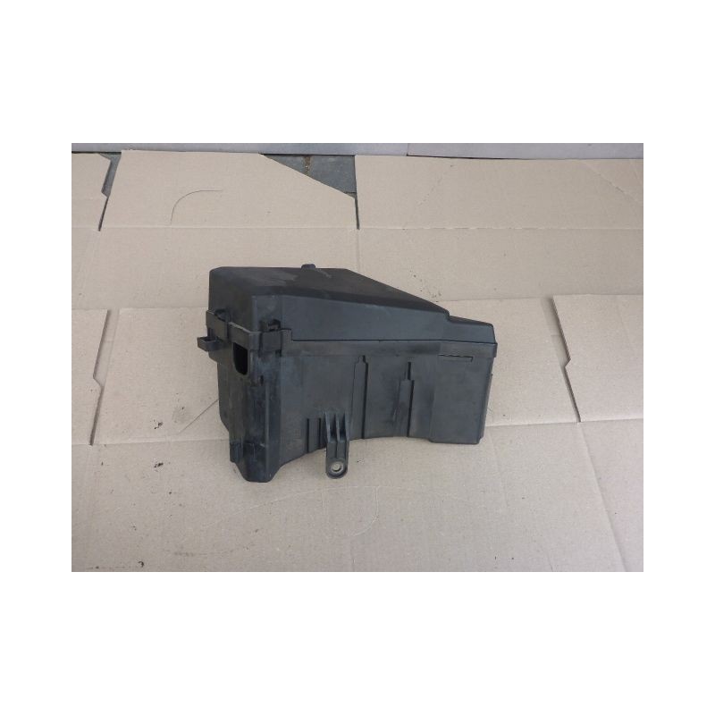 SKRZYNKA BEZPIECZNIKÓW SUBARU LEGACY IV 03-09