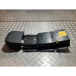 ZAGŁÓWEK LEWY NABÓJ MERCEDES C207 W207 CABRIO