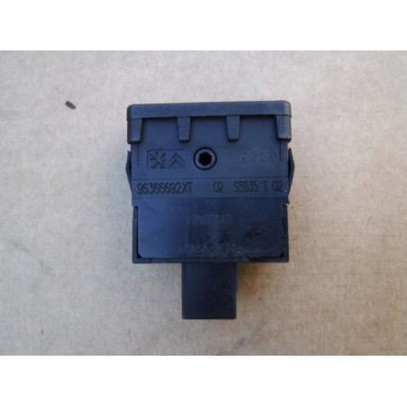 PRZEŁĄCZNIK REGULACJI ŚWIATEŁ 308 1.6VTI 07-13r