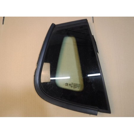 SZYBA KAROSERYJNA PRAWA TYŁ PEUGEOT 2008 14-