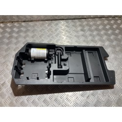 WKŁAD BAGAŻNIKA KLEJ UCHO DO HOLOWANIA TOYOTA AYGO X 22-