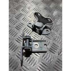 ZAWIASY DRZWI LEWY TYŁ KOMPLET TOYOTA AYGO X 22- 040