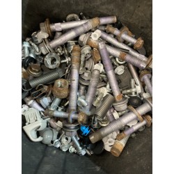 ŚRUBY SPINKI DEMONTAŻ TOYOTA AYGO X 22-