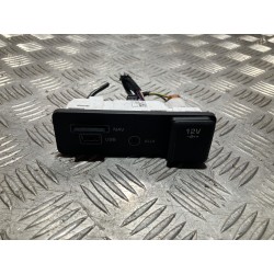 GNIAZDO USB ZAPALNICZKI LAND ROVER DISCOVERY SPORT L550 2.2 D