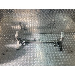 BELKA WSPORNIK POD CHŁODNCIE MERCEDES GLA X156 2.2 CDI