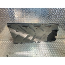 OSŁONA PODWOZIA LEWA MERCEDES GLA X156