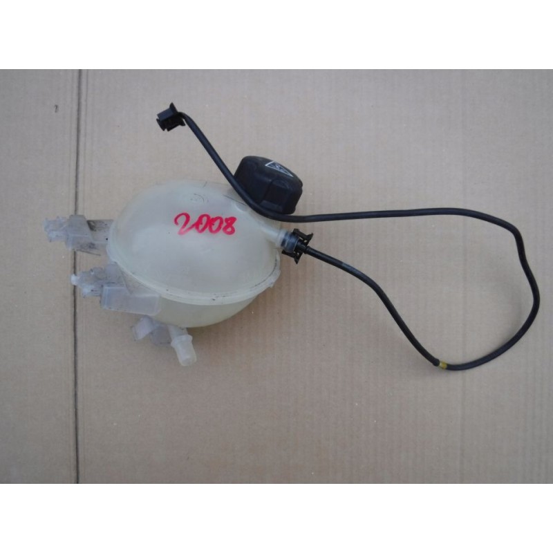 ZBIORNICZEK WYRÓWNAWCZY PEUGEOT 2008 1.2 VTI 13-