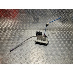 ZAMEK DRZWI PRAWY TYŁ GLA PRZÓD MERCEDES GLA X156