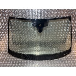 SZYBA CZOŁOWA PRZEDNIA AUDI A4 B9 15- 2016 ROK