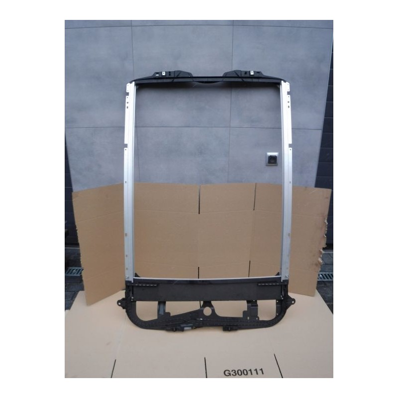 ROLETA MECHANIZM SZYBY PANORAMICZNEJ PEUGEOT 5008