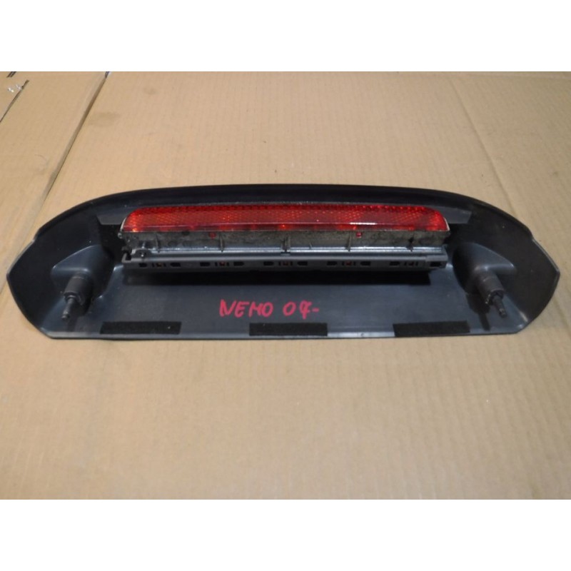 TRZECIE ŚWIATŁO STOP NEMO BIPPER FIORINO QUBO 07-