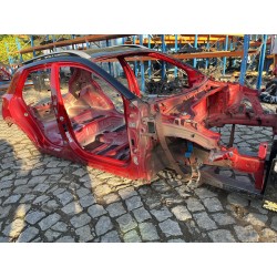 ĆWIARTKA PRAWY PRZÓD KIA STONIC 17- BEG