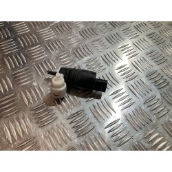 POMPKA SPRYSKIWACZA BMW X2 F39