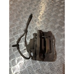 ZACISK HAMULCOWY LEWY PRZÓD PEUGEOT 208 II 19- 1.2 THP