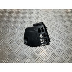 ŚLIZG ZDERZAKA PRAWY PRZÓD VOLVO XC40