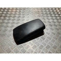 PODŁOKIETNIK VOLVO XC40