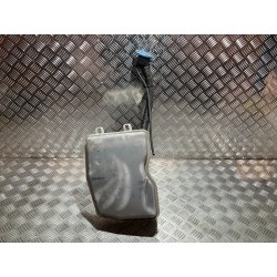 ZBIORNIK PŁYNU DO SPRYSKIWACZY BMW X1 F48 2.0 D