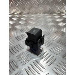 PRZEŁĄCZNIK HAMULCA RĘCZNEGO FIAT 600 23- 9813146377