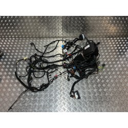 WIĄZKA PODŁUŻNICY LEWEJ SKRZYNKA BEZPIECZNIKÓW FIAT 600 23- 1.2 HYBYRDA