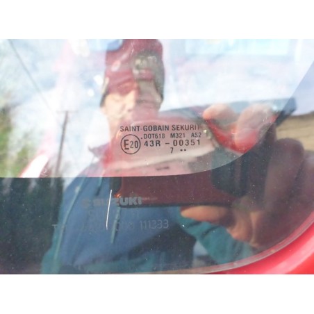 SZYBA KAROSERYJNA TYŁ lewa prawa suzuki sx4 1.9 ddis