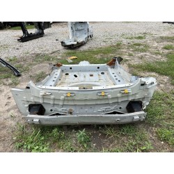 PAS TYŁ TYLNY WANNA ĆWIARTKA INFINITI Q60 16-