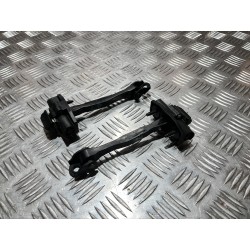 OGRANICZNIK DRZWI PRZÓD JEEP AVENGER 23-