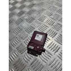 WZMACNIACZ ANTENY VW T-ROC 17- 3J0035534C