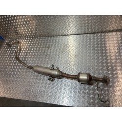 WYDECH TŁUMIK ŚRODKOWY TOYOTA YARIS IV 20- 1.5 HYBRID